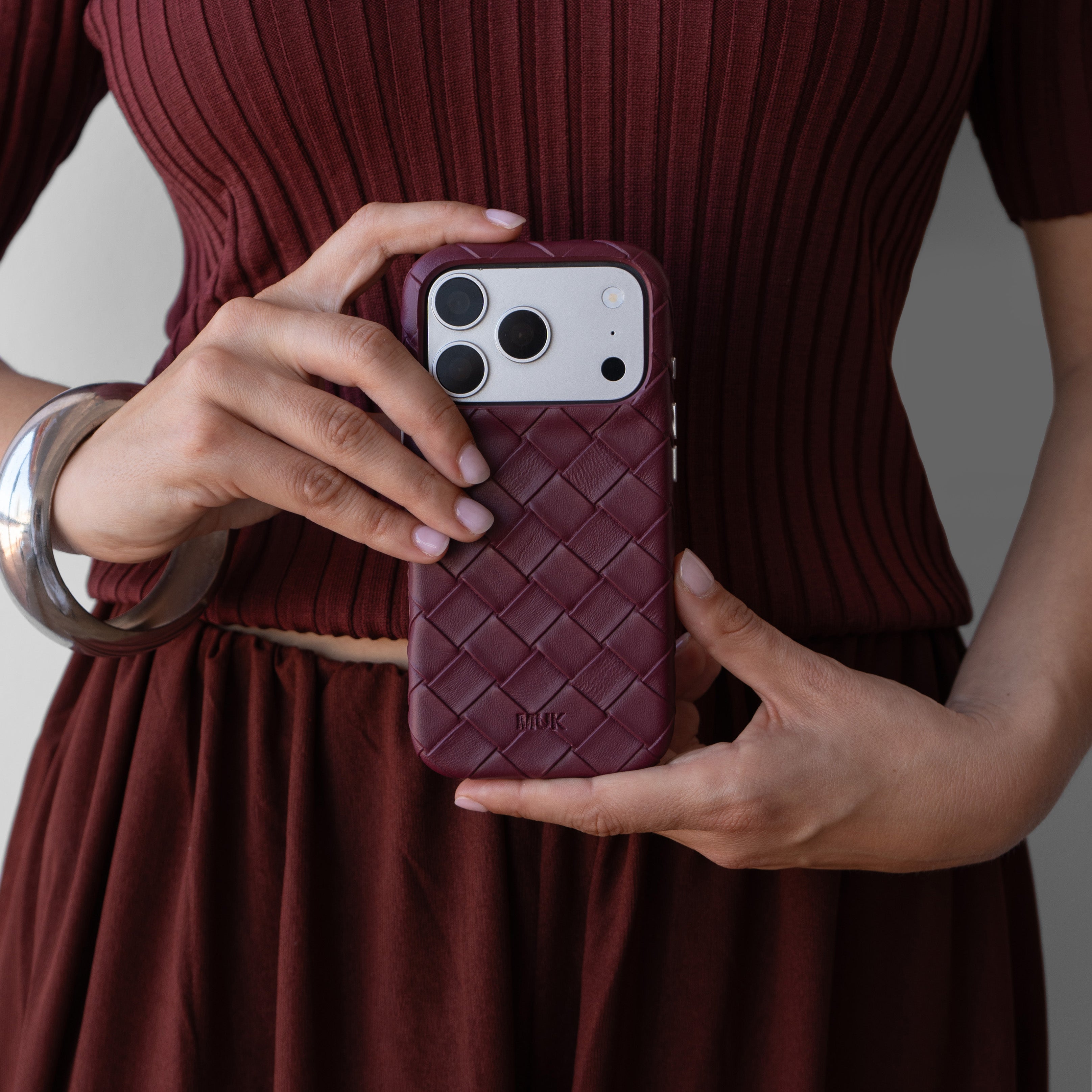 Criss Cross Bordeaux phone case
