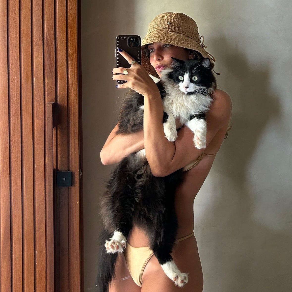 Funda de móvil Brown Studs Case