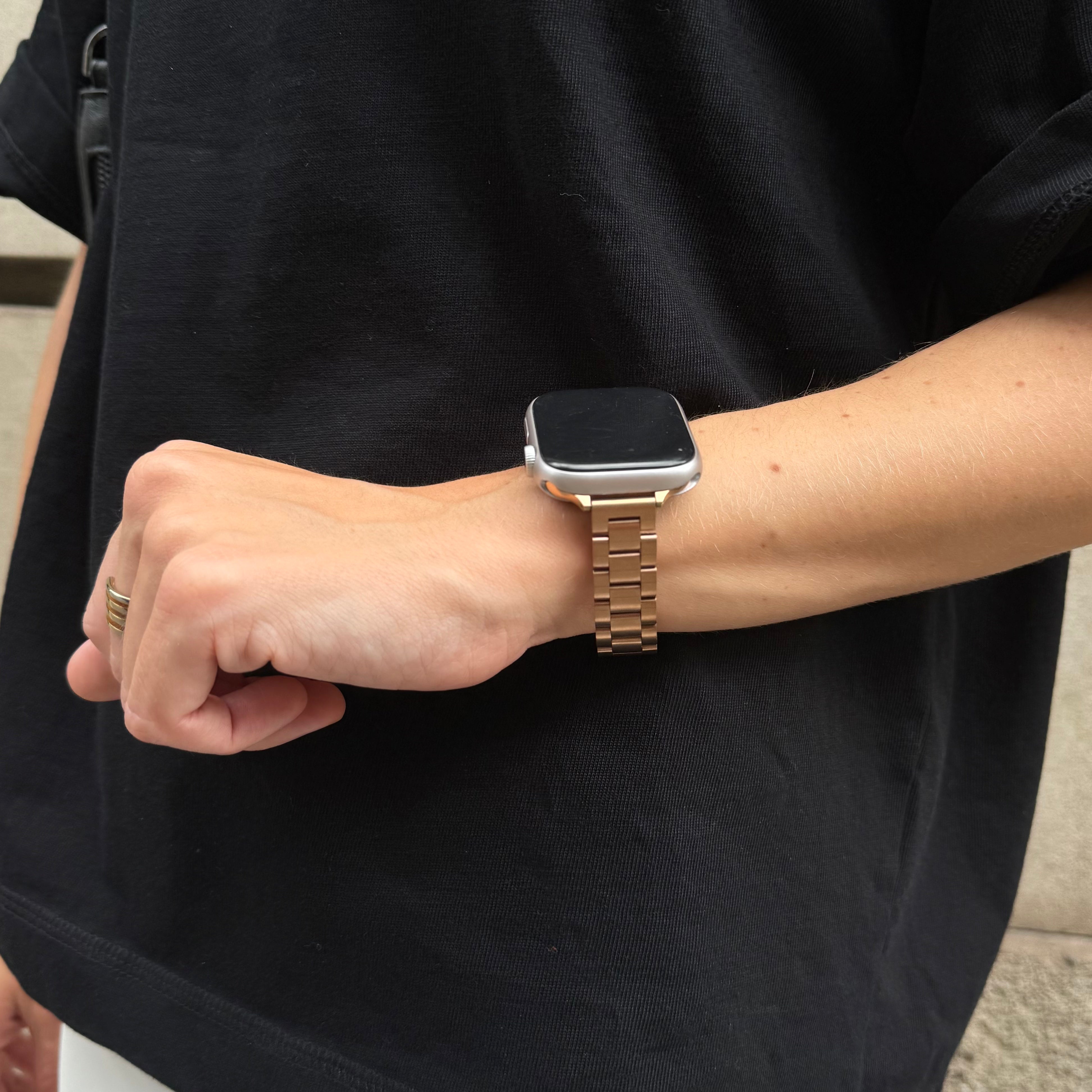 Metallic Apple Watch Band - Gold