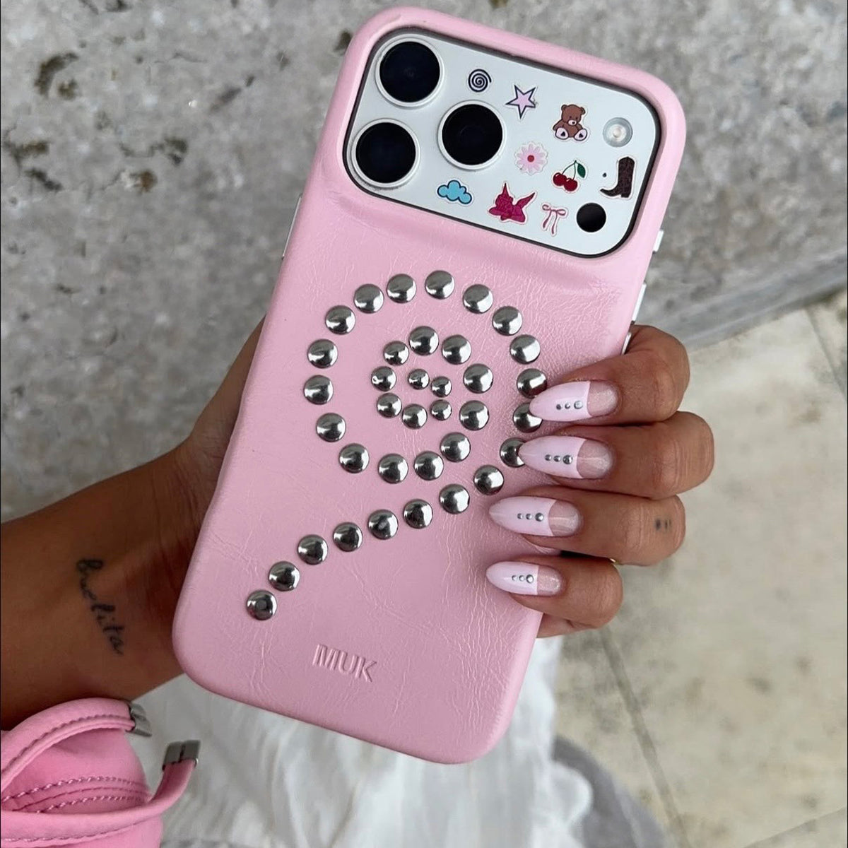 Funda de móvil Spiral Studs Case - Pink