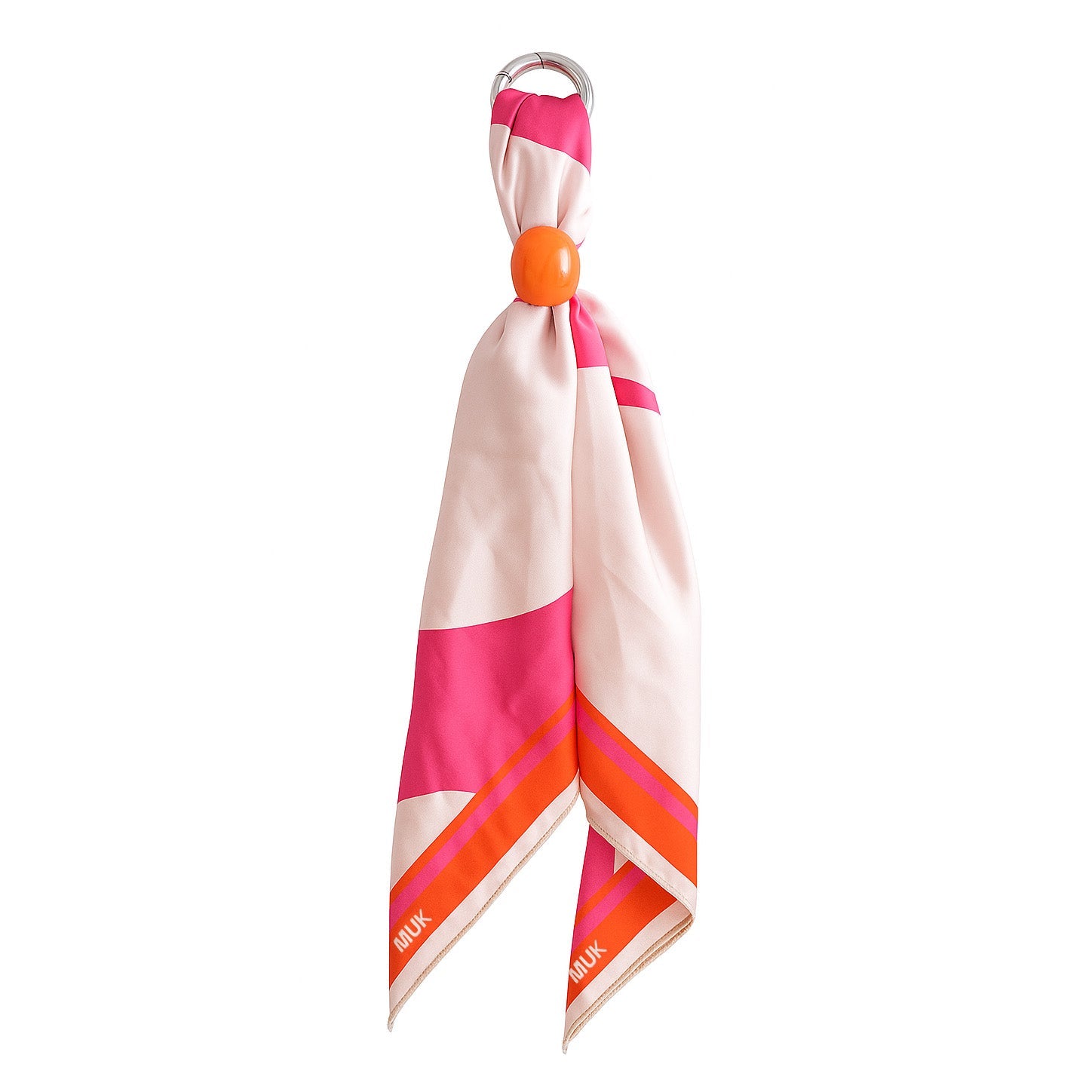 Charm decorativo con bandana de puntos blancos con fondo rosa y naranja, confeccionada en tela suave de algodón. Diseño ideal para añadirle un toque a tu móvil, bolso o accesorios.
Incluye anillo naranja.
Incluye un adaptador universal de plástico.
