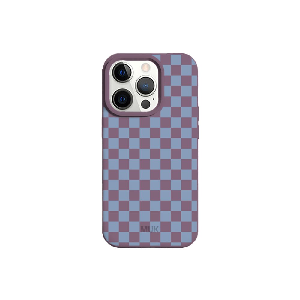 Funda de móvil TPU berenjena con diseño de ajedrez
