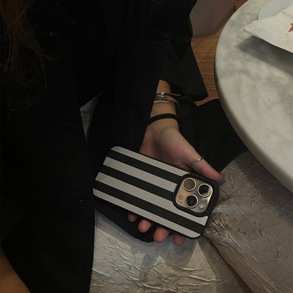 Funda de móvil Stripes - Black