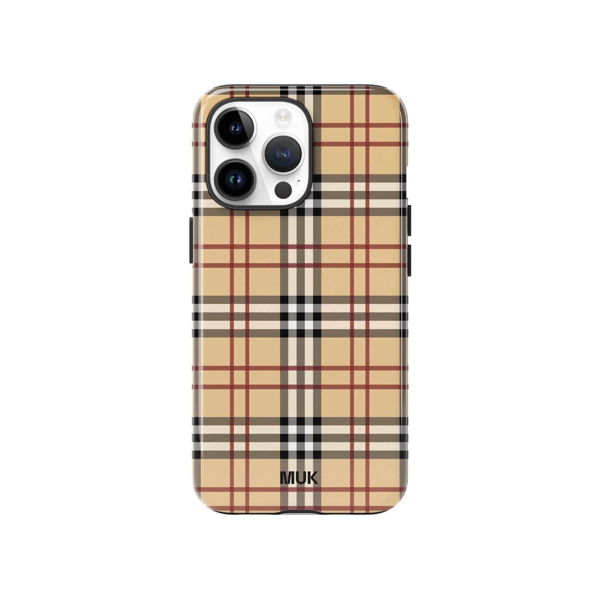 Funda de Móvil Sublimación de Doble Capa con MagSafe y Estampado Tartan Icon
Protección, funcionalidad y estilo; esta funda de móvil ofrece una defensa integral sin renunciar al diseño. 
La funda cuenta con doble capa de protección:
Capa interior de silicona flexible que absorbe impactos y se adapta perfectamente al contorno del móvil, integrando un imán compatible con MagSafe ( a partir del iPhone 12) que permite una carga inalámbrica rápida y segura, sin necesidad de retirar la funda.
Capa exterior rígida de policarbonato, diseñada para ofrecer resistencia adicional frente a caídas, arañazos y el desgaste diario.
Gracias a su diseño ergonómico, la funda se adapta cómodamente a tu mano y permite un acceso fácil a todos los botones y puertos. Es la combinación ideal entre seguridad, funcionalidad y diseño original.
