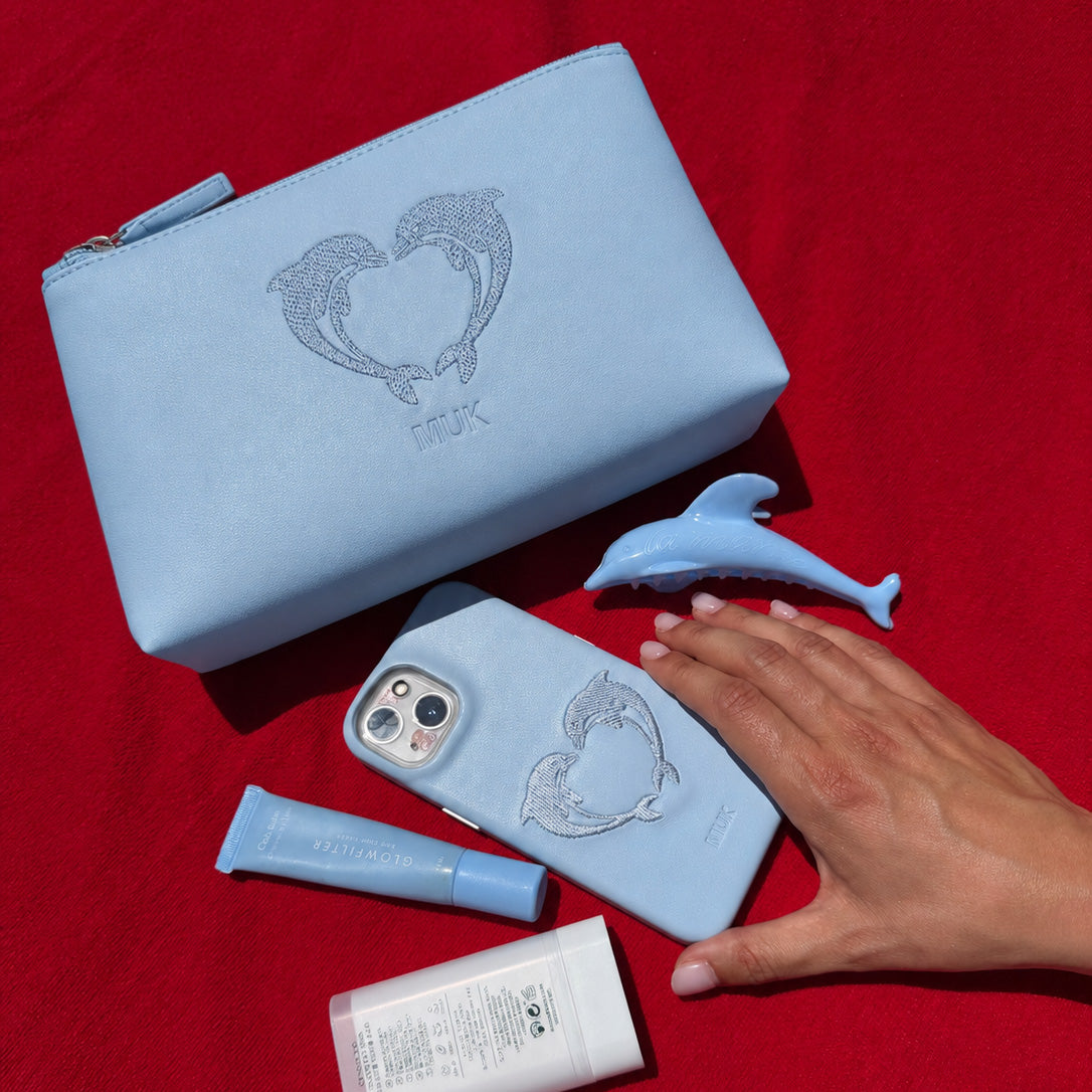 Pack: Dolphin Case + Cosmetic Bag Dolphin
