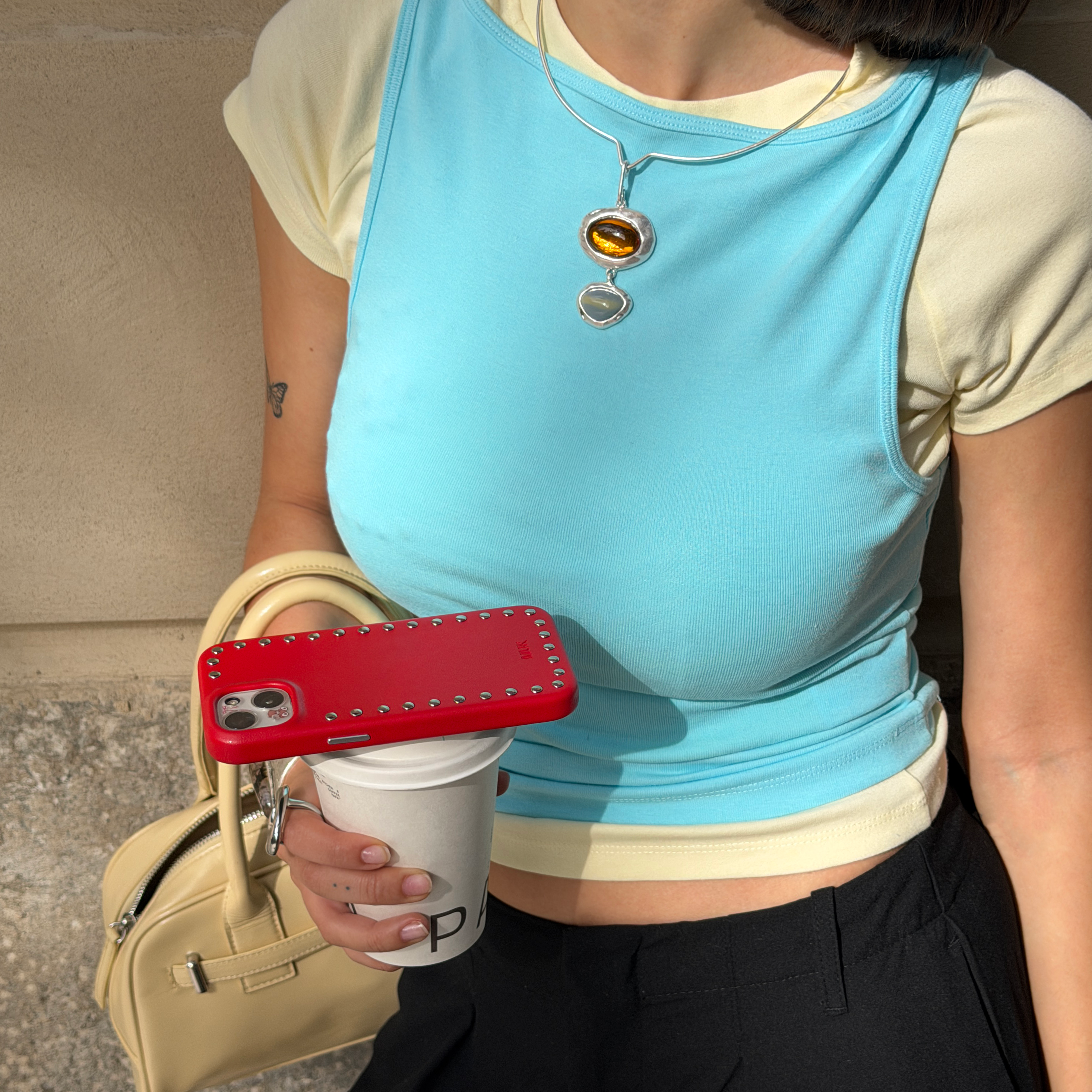 Funda de móvil Red Studs Case